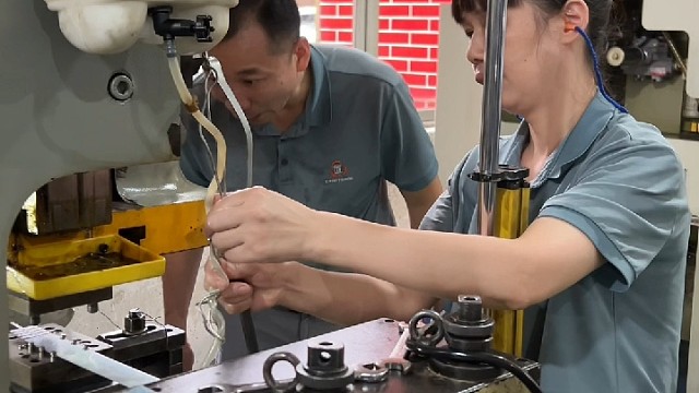 就是要把最好的产品做出来交付到客户手中
