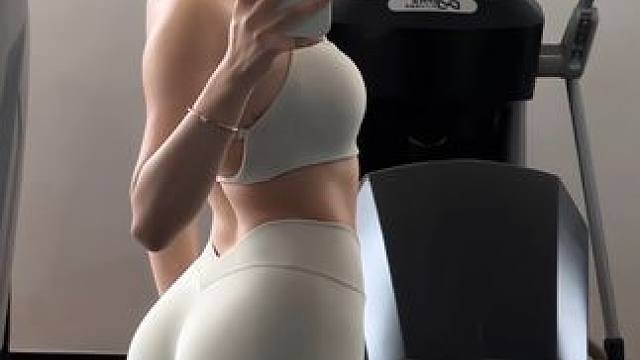 最好的破圈 是深耕自己 #女性力量 #撸铁女孩的快乐