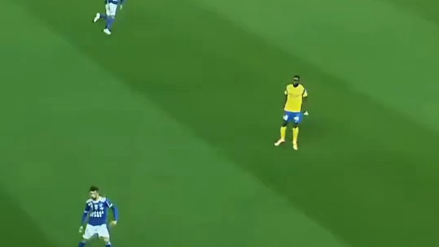 忙碌了一整天的门将发现一开始就白忙活了