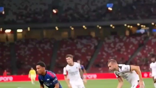 大家都以为会出界的球