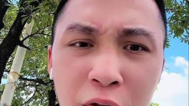 忙碌而充实的一天，虽然累但很快乐，也许这就是生活。为了碎银几两的样子，虽然很疲惫，但是自己努力的样子