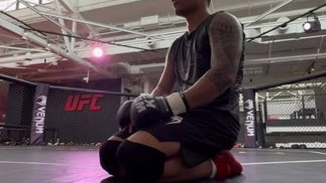 最艰难的时刻已经顺利熬过，期待明天精彩亮相，湘军☝️