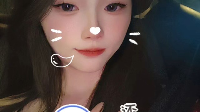 怪我这张不出众的脸 留不住你暧昧跳动的眼