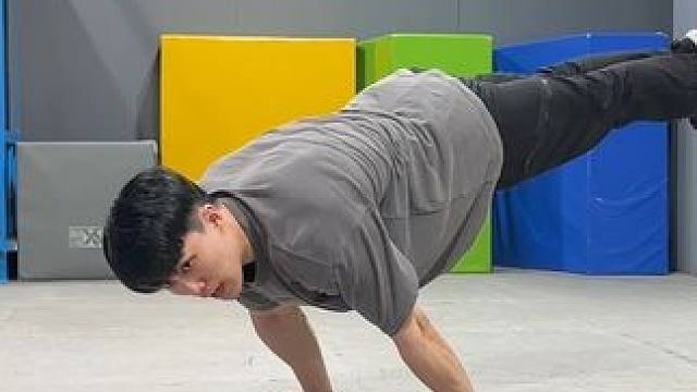 引体向上练数量和练肌肉不一样？ 一分钟教会你两种练法 你想练数量还是练肌肉#引体向上 #引体向上挑战