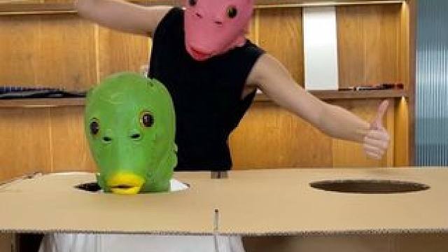 餐桌小偷挑战#哈哈哈哈哈哈我要笑死了 #日常vlog #搞笑日常 #管不饿