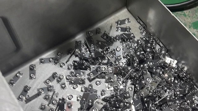 电池弹片生产厂家更有性价比 #好工匠电池弹片 #电池弹片