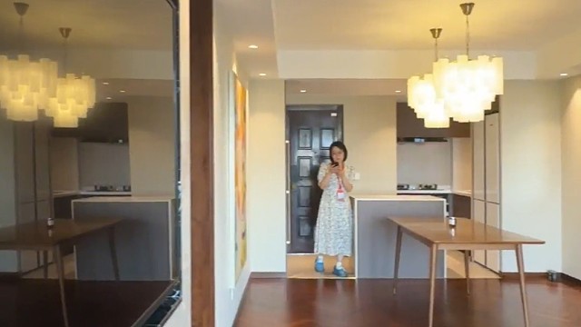 嘉定新城 90㎡原木风美宅
由设计师李密密与项目经理吴胜结打造。设计师以原木风为基底，运用木质元素串