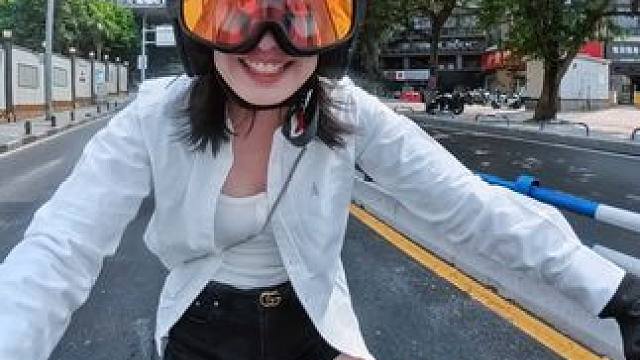 你还知道哪些行为会被扣分吗？ #摩托车 #女骑 #机车日常 #摩托车安全驾驶#无极RR660S