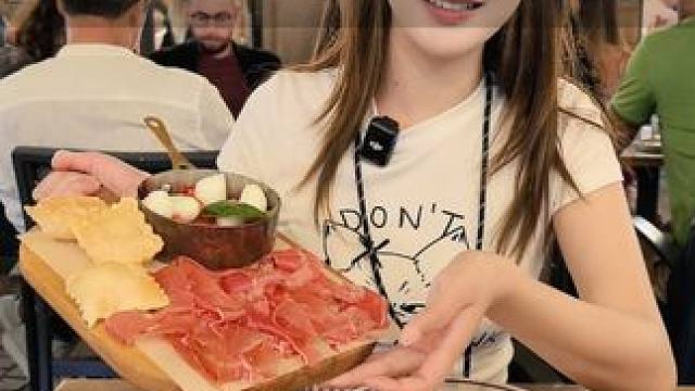 环球旅行第27国希腊，古希腊的荣耀之光雅典卫城居然人满为患！ #旅行vlog #环球旅行 #旅行推荐