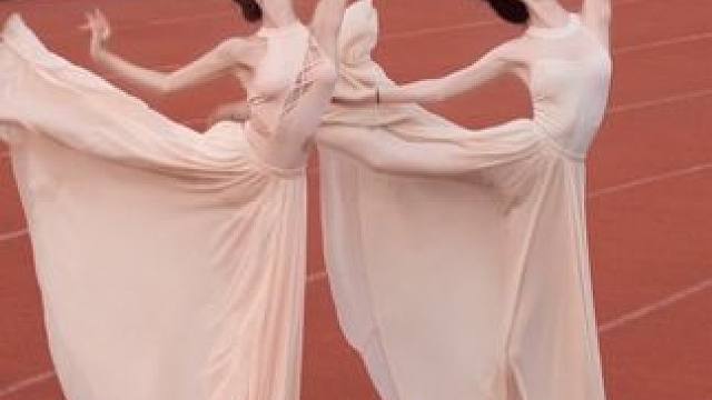 没点才艺，都不好意思吃冰淇淋#舞蹈生 #侧手翻