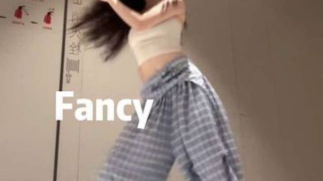 姐妹们的聚会好嗨皮✌
#touchmybody舞蹈 #翻跳 #bellchynt编舞 #和你的姐妹一