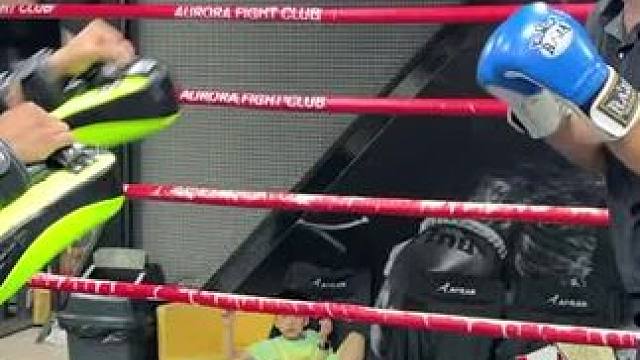 好久没有锻炼了，来极光搏击找老板运动一下[呲牙][呲牙]#石狮搏击 #石狮篮球 #石狮体育