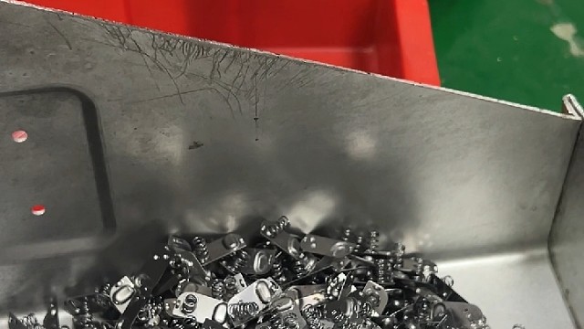 电池弹片总脱落？快来试试这款！ #电池弹片 #好工匠电池弹片