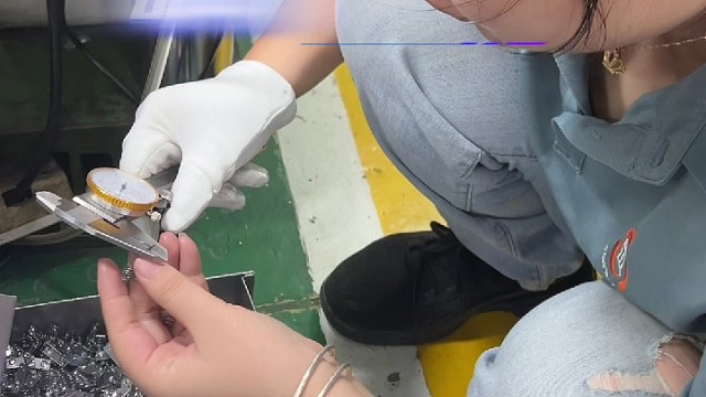 7号电池连片，盐雾24小时不生锈、不腐蚀