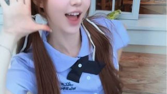 你知道窝为什么有五个手指头吗•̆.•̑﹖ #123我爱你 #甜妹 #手势舞