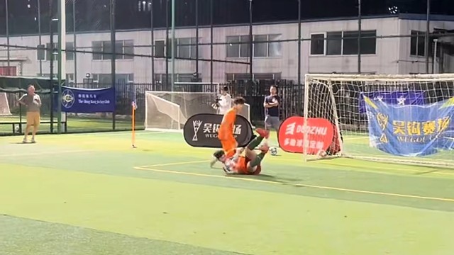 这球怎么起来的？#足球