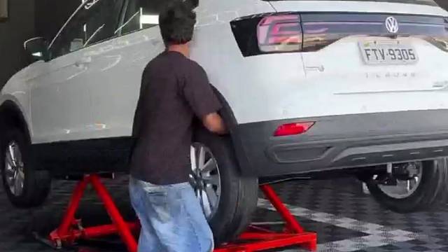 车底居然也能洗