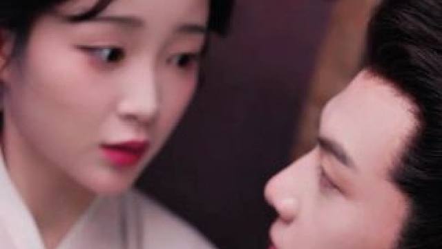 女孩明知老师的意图，却故意顺势而为...#短剧推荐 #偶像剧