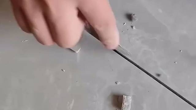 瓷砖崩边、划痕太碍眼？专业瓷砖修复来搞定！精准补色、无缝修补，让破损瓷砖重焕如新，家居颜值不留“