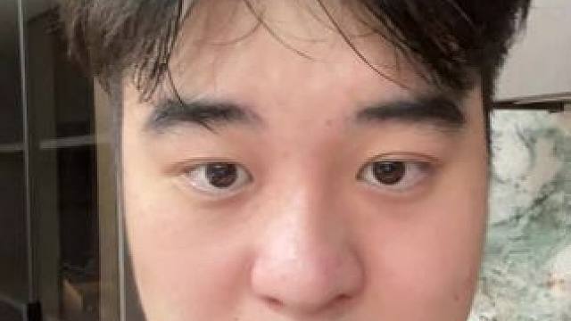 我是可爱的小笨蛋吗 #Jee #185 #时代少年团 崩了，准备开播