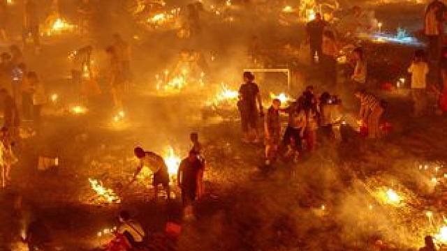 这是属于中国人的《寻梦环游记》 小时候害怕的中元节
长大后才明白其中的意义 
七月半来到来到凯里
走