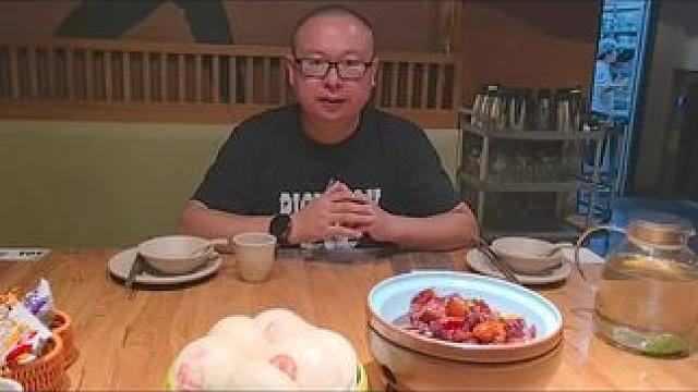 做餐饮特别是商务宴请的店分量要足一点。利他则生，利他则久。这个店做的非常好。#红烧肉