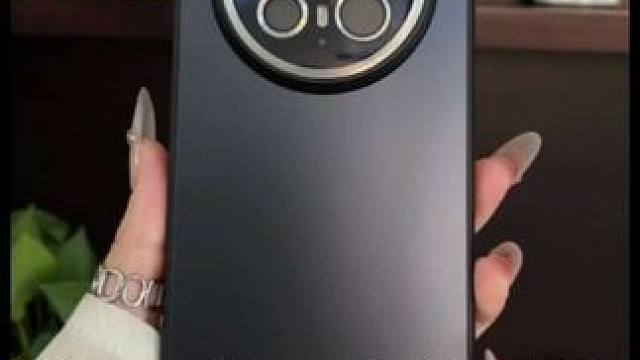 华为mate70极简风亚克力手机壳，高清镜头膜，轻薄不沾指纹 #华为mate70手机壳#华为mate