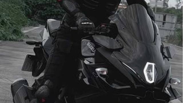 脸会看腻 蒙着脸就不会 #机车 #gsx250r