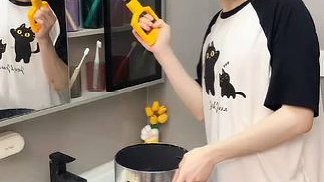 螃蟹牙刷置物架 终于找到这款可爱螃蟹牙刷置物架，大容量，杯子倒扣沥水干净清爽#牙刷置物架 #卫生间好