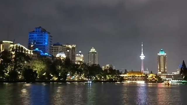 其实自己对谁都不重要