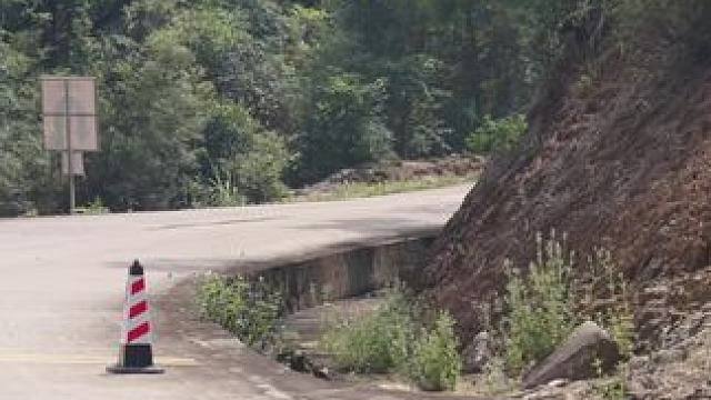 #南昆山赛道 不会排水渠过弯的GTR 不是一台好的R34#南昆山   #漂移