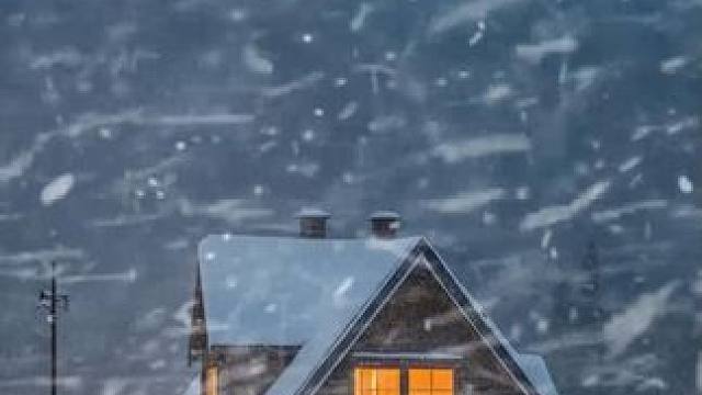 暴雪之夜郊外小屋，住在这里听着风雪声轻松入眠吧 #白噪音 #助眠视频 #助眠解压 #睡眠音乐 #快速