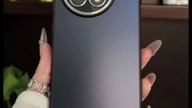 一加Ace5pro高端亚克力手机壳，极简风设计，带镜头膜 #一加ace5手机壳#一加ace5pro手