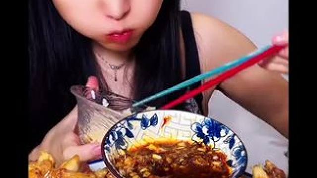 #大口吃肉的感觉真好 #老百姓关心的话题