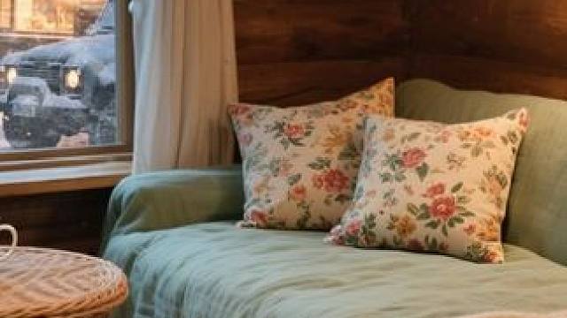 屋外暴风雪咆哮如野兽，小屋安静温暖，让人放松入睡 #好好睡觉 #助眠视频 #解压助眠 #白噪音 #温