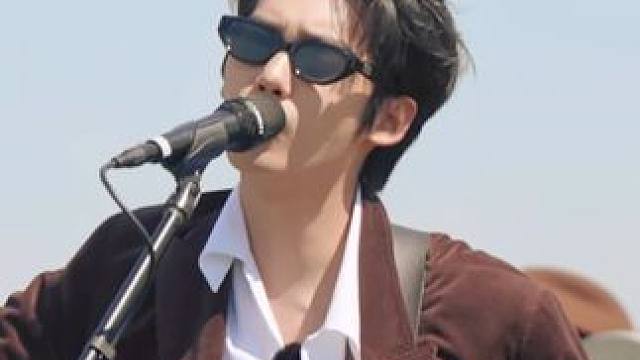 #听谁在唱歌  于适的歌声像把钥匙，打开每个人心里锁着的那只“飞鸟”，每一句都是风与自由的味道！#于