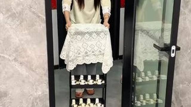 螃蟹壁挂拖把夹 有了这个拖把夹，家里的拖把扫把能上墙收纳了，不占空间，拿取也方便#拖把夹 #吸盘拖把