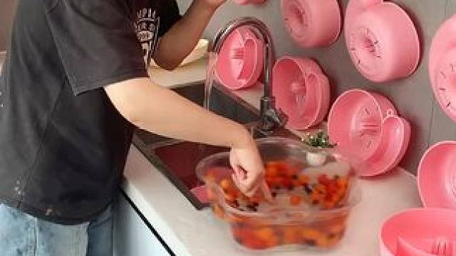 蜗牛自动清洗篮 有了它，以后洗水果可就太方便了，自动洗干净还能自动沥水，#沥水篮  #厨房好物  #