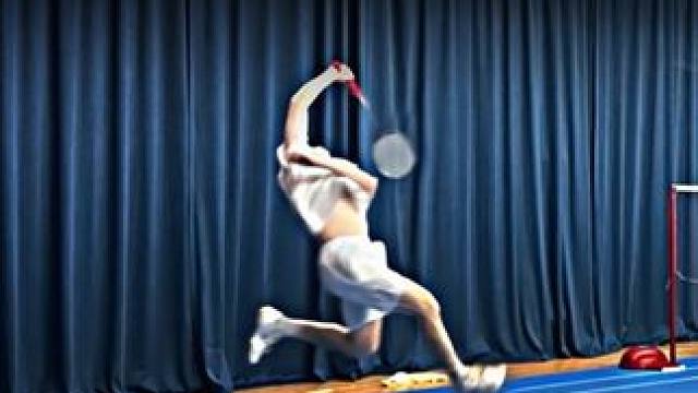 泪水打湿拼好饭 立誓要当突击皇#羽毛球 #男单 #突击