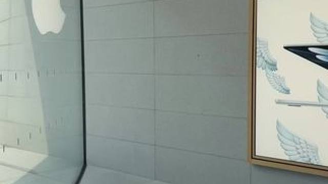 #applestore 凌晨一点见。