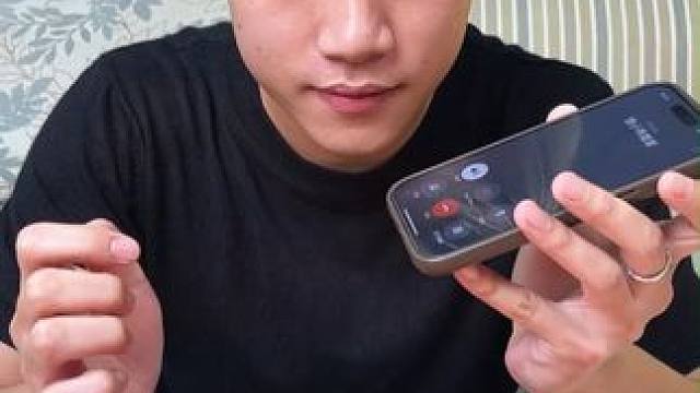 越吃越香越吃越过瘾的爆辣鸭鸭翅，爱吃辣的真的可以来试试#追剧小零食 #零食推荐 #吃货必备