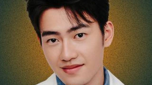 精讲羽坛男神，是否有你的心中所属呢？ #羽毛球 #羽毛球精彩片段 #王昶 #李龙大 #骆建佑