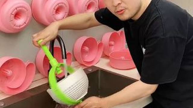蜗牛自动清洗篮 有了它，以后洗水果可就太方便了，自动洗干净还能自动沥水，#沥水篮  #厨房好物  #
