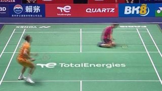 羽毛球场出现滑跪#羽毛球 #羽毛球世锦赛