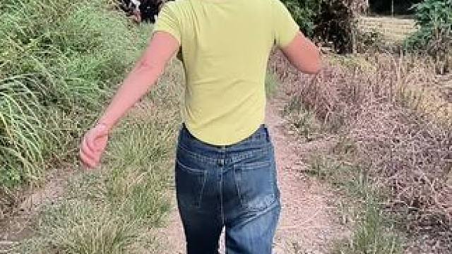 我不是什么娇滴滴的女孩，我会做饭，会洗衣服，会做家务，会干农活，或许我没那么好，但我也没那么差！#农