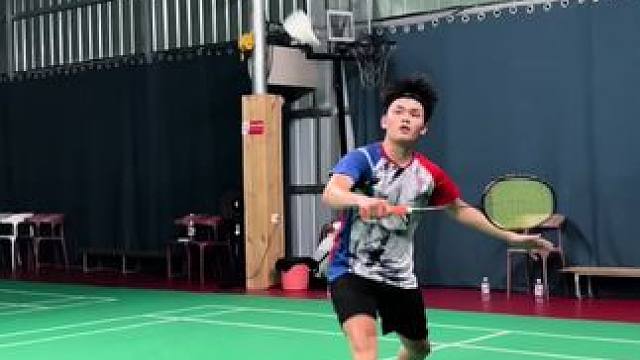 这应该有中羽三级水平了吧？#羽毛球#单打#羽球人#宇冠寒光 #速度进攻拍