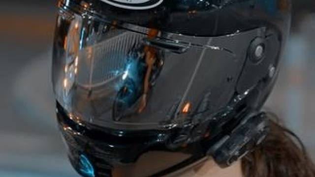 你骑车不开心 反正我挺快乐的#机车 #女骑 #无极cu525