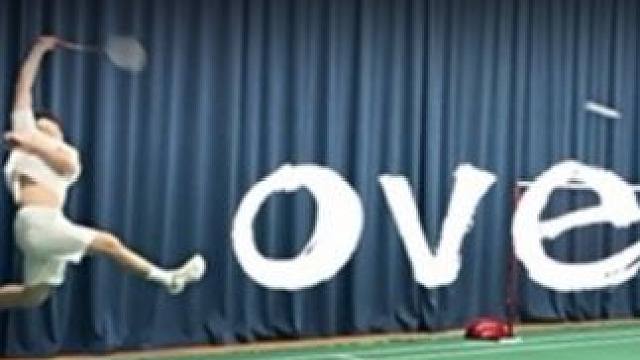 我连突击都是爱你的形状 为什么你不懂呢#羽毛球 #单打 #杀球 #突击