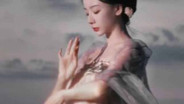 关山难越，谁悲失路之人。#古风汉服美如画 #国风舞蹈 ##唯美古风