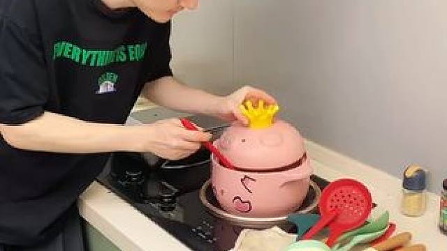 螃蟹六爪挂钩 这个六爪挂钩真的太好用了，一个就能顶六个衣架来用，拿取方便，一目了然#挂衣架 #六爪挂